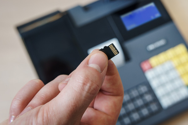 Kasa fiskalna Novitus Soleo LAN E - Kopia paragonów na karcie pamięci microSD